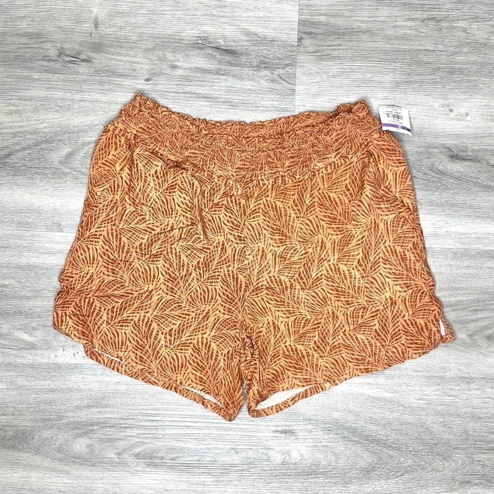 Wit & Wisdom Tropical Tan Shorts